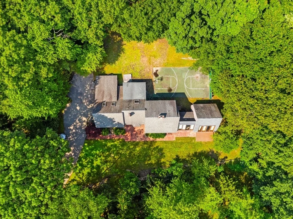 Photo of 95 Lawrence Rd