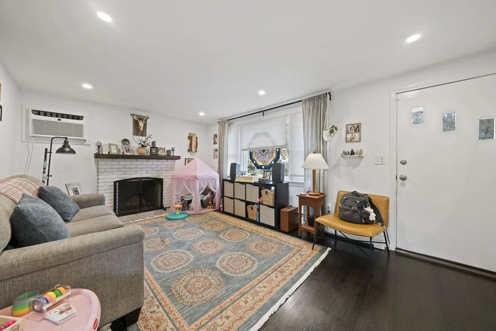 Photo of 11 Mcauliffe Rd