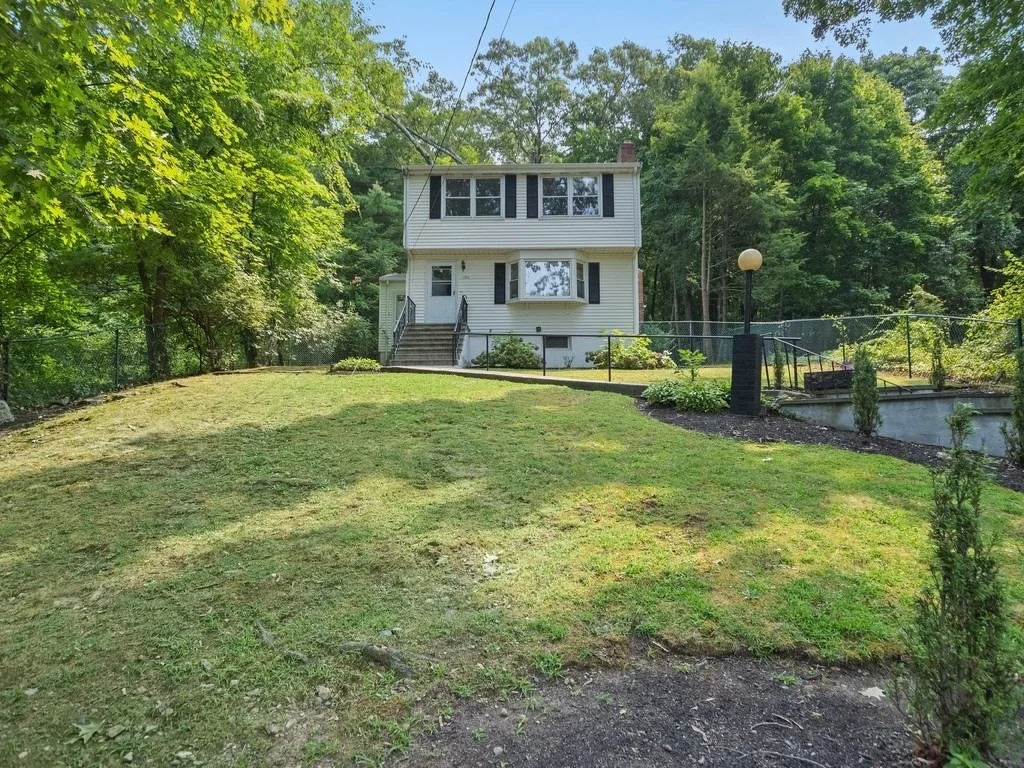 Photo of 124 Sibley Road
