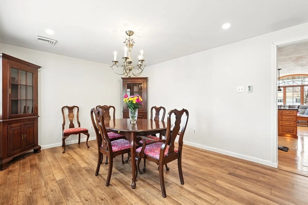 Photo of 319 Casey Dr