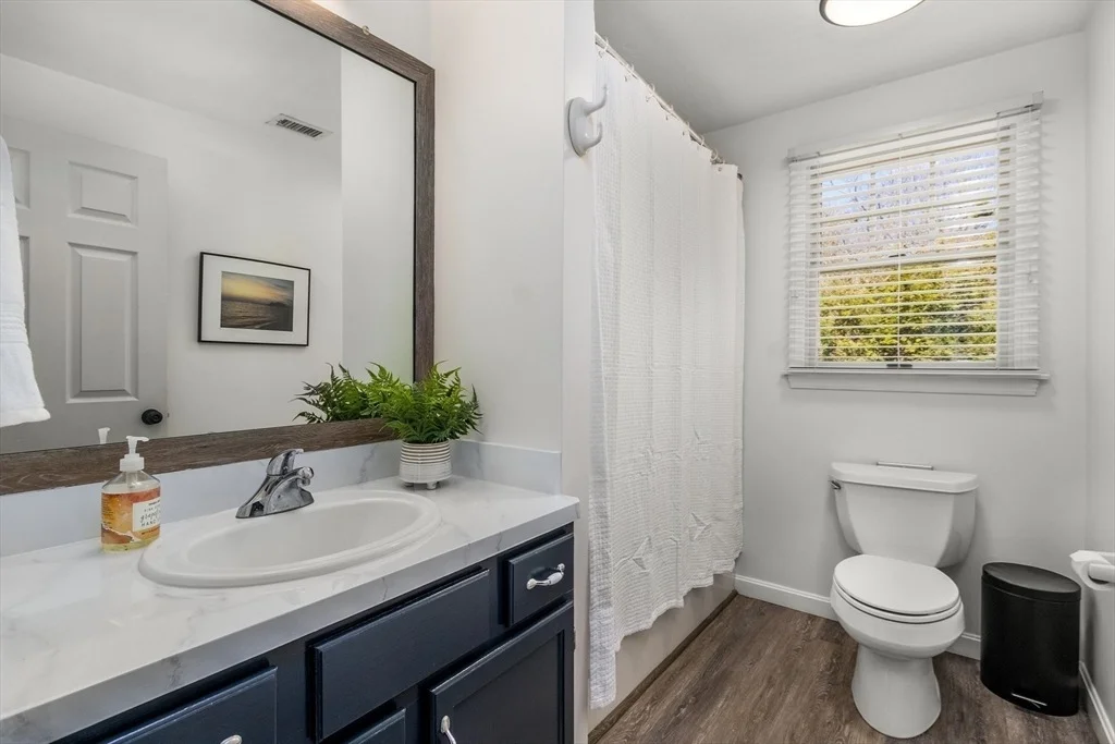 Photo of 190 Percival Dr