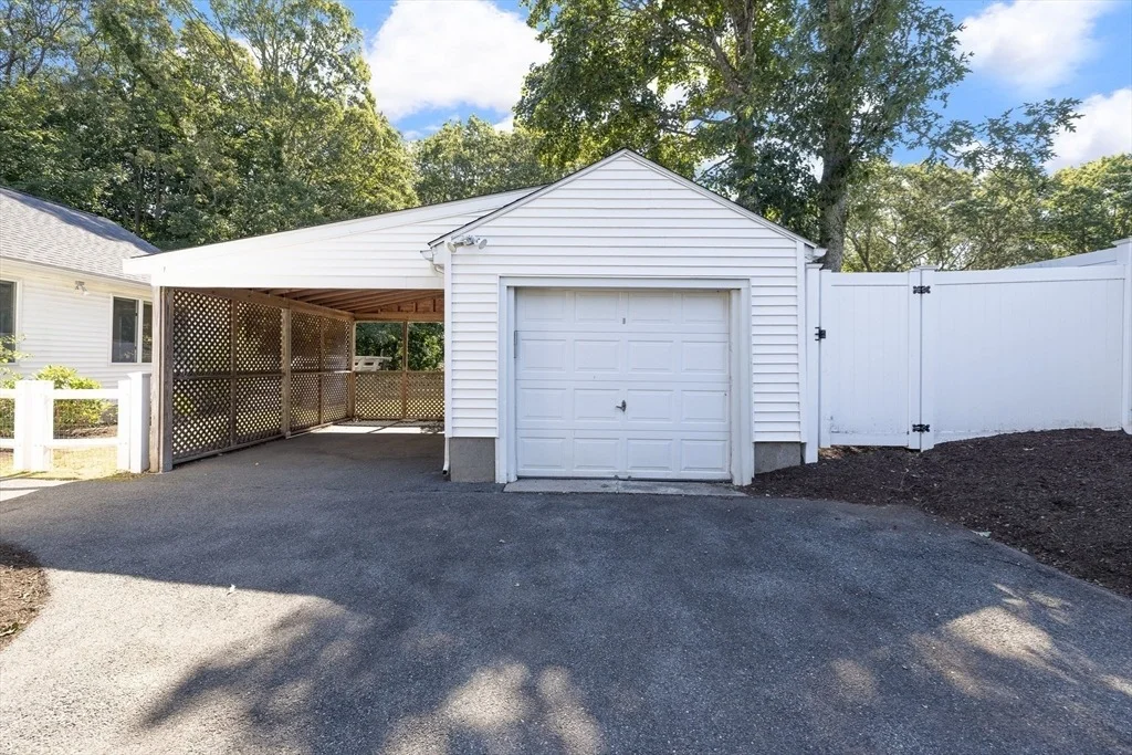 Photo of 48 Taylor