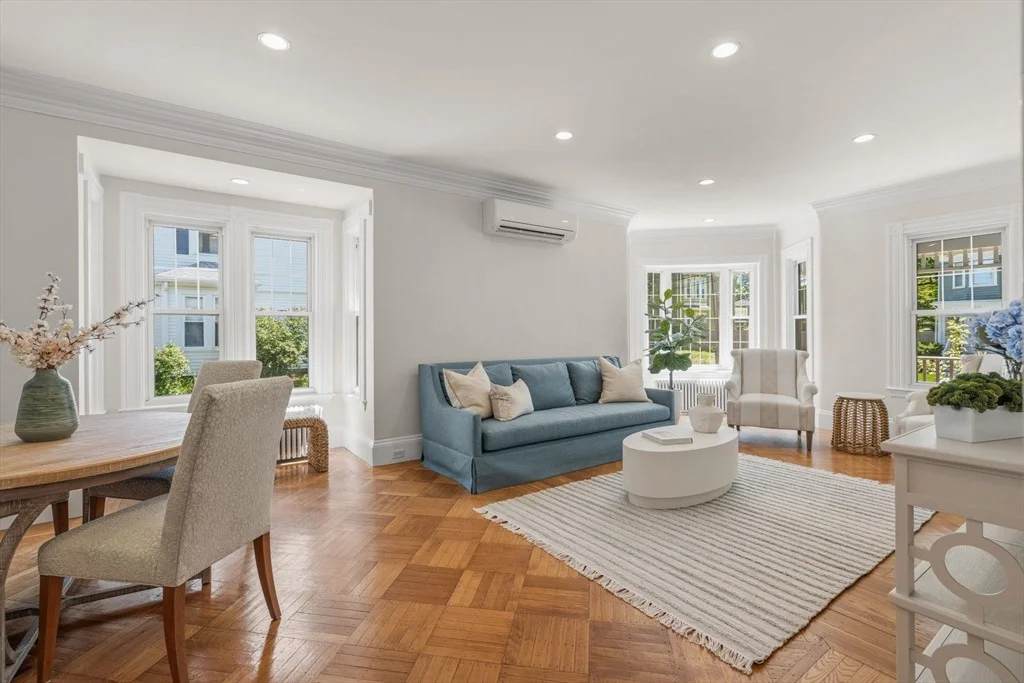 Photo of 555 Washington Street