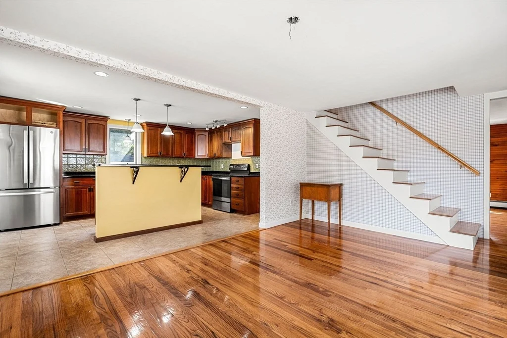 Photo of 16 Marion Ave