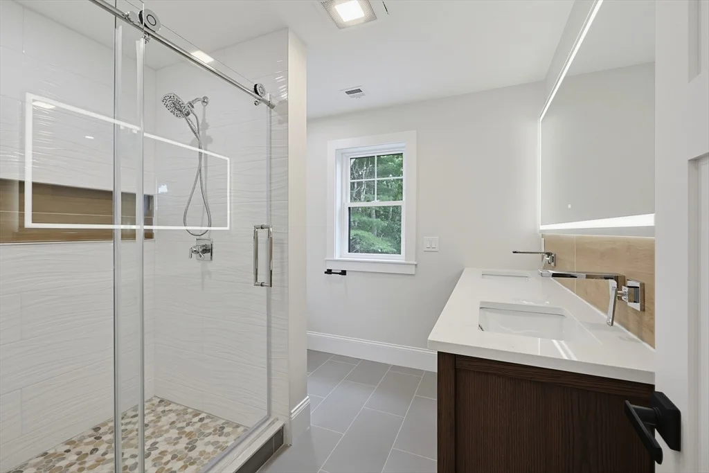 Photo of 19 Puritan Road