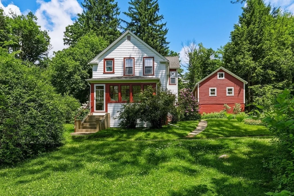 Photo of 43 Garage Rd
