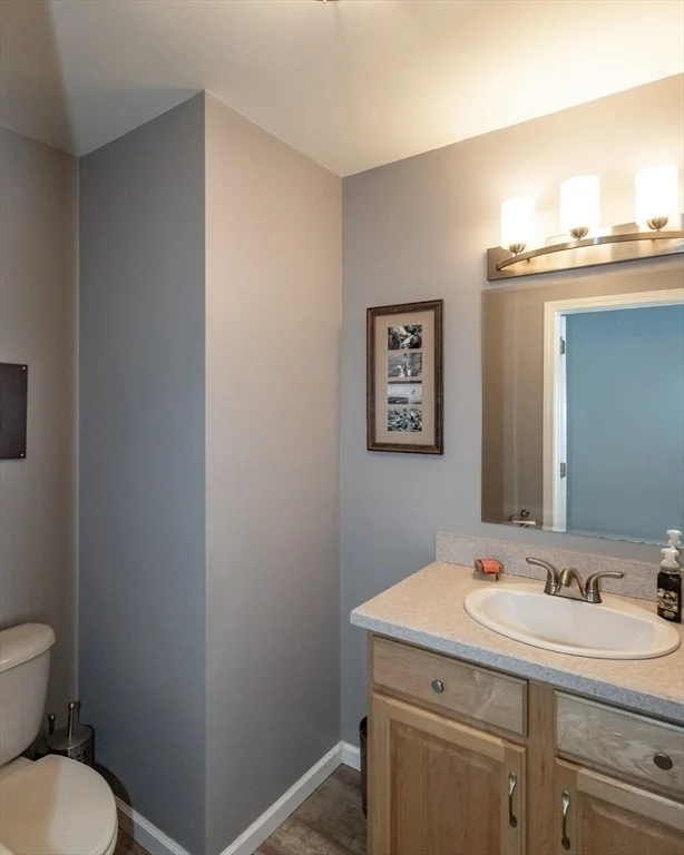 Photo of 497 Riverside Dr