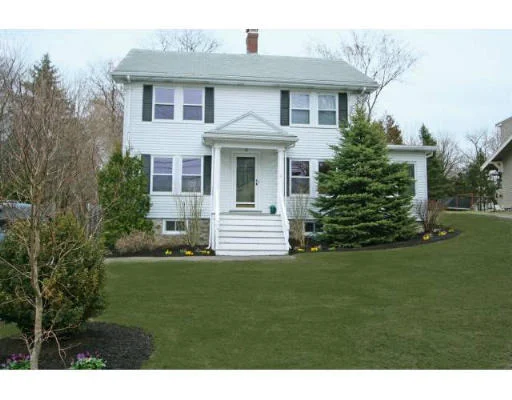 Photo of 71 Lowell St