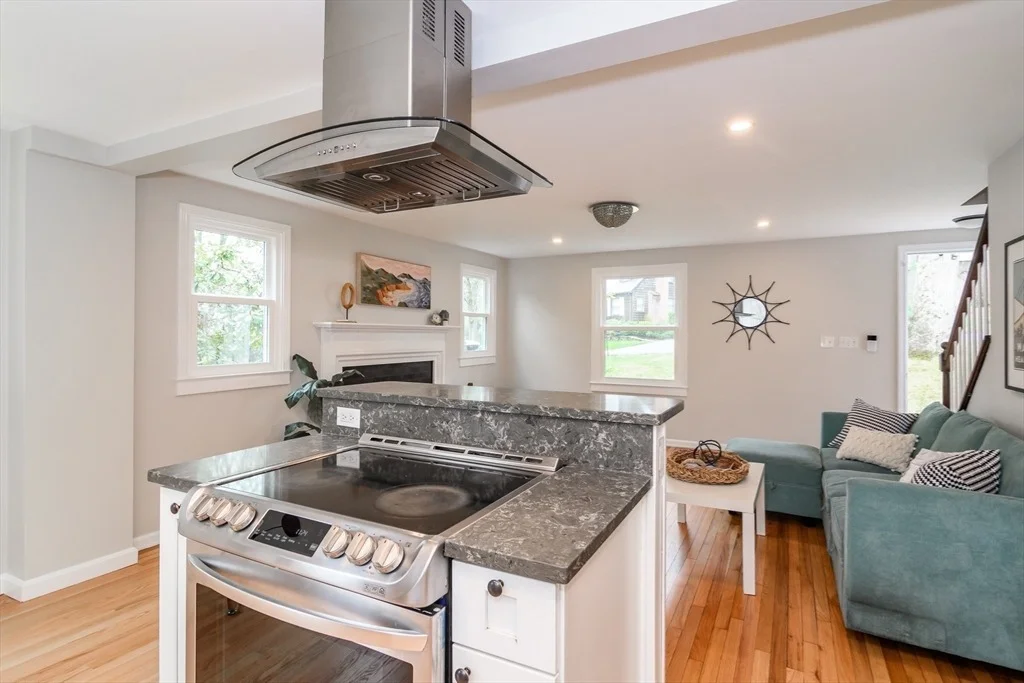 Photo of 21 Nimitz Cir