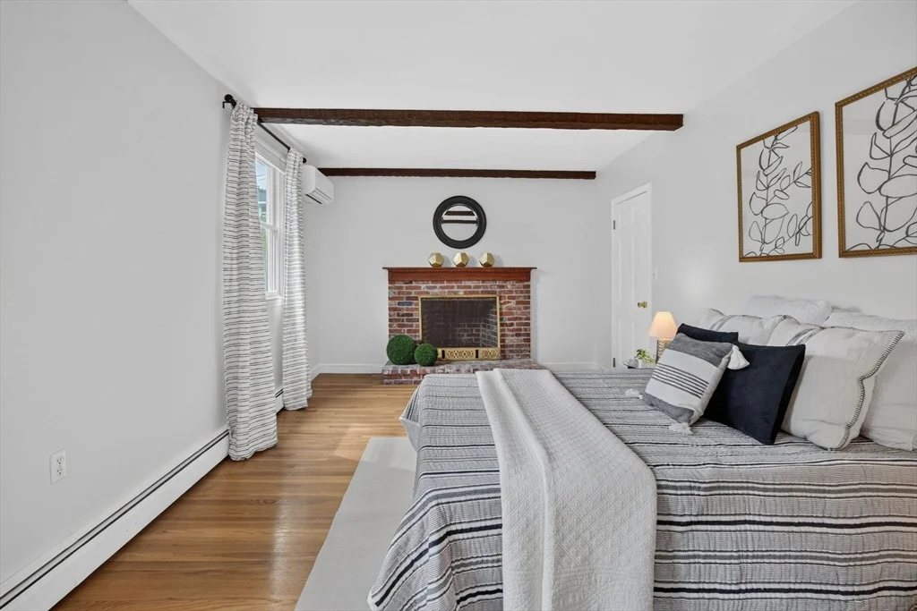 Photo of 8 Marion Ave