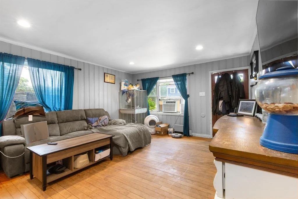 Photo of 27 Highland Shores Dr