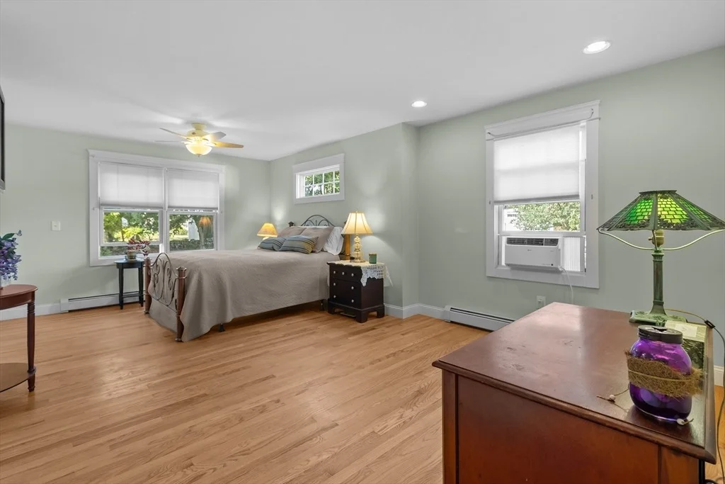 Photo of 139 Durfee