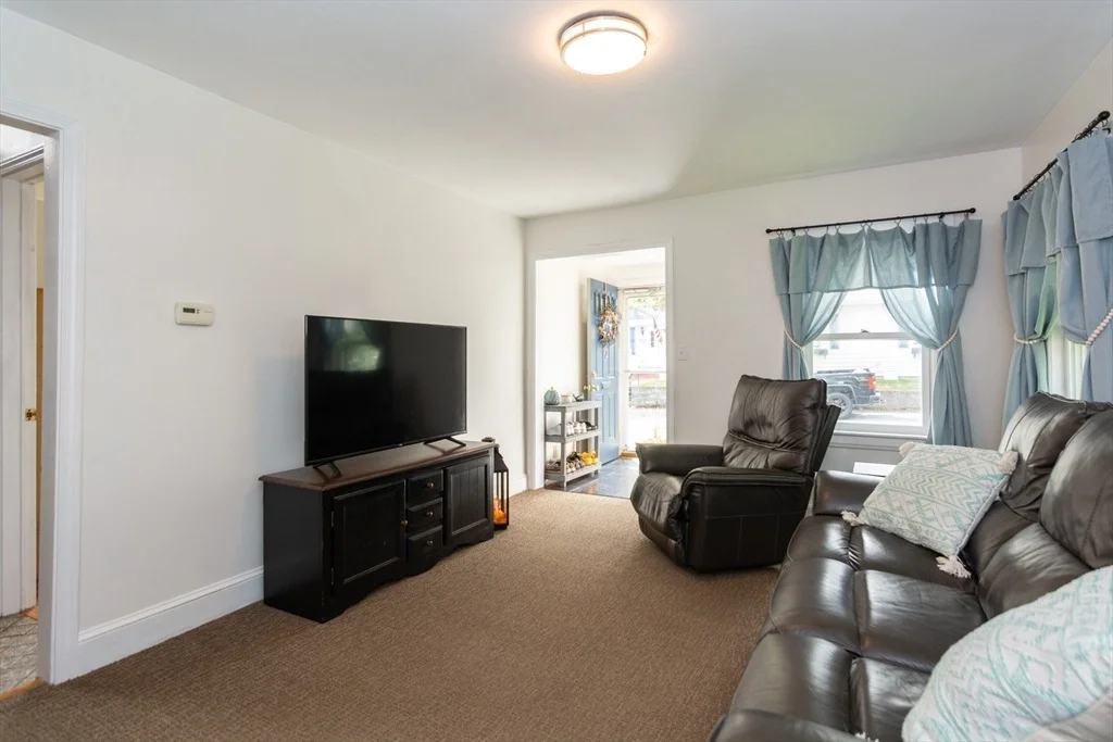 Photo of 12 Tarbox St