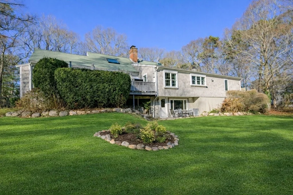 Photo of 578 Huckins Neck Rd
