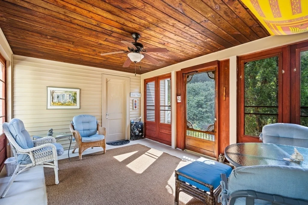 Photo of 139 Burbank Road