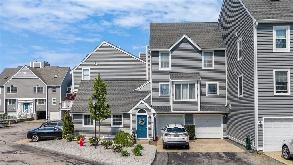 Photo of Unit 509 at 700 Shore Dr