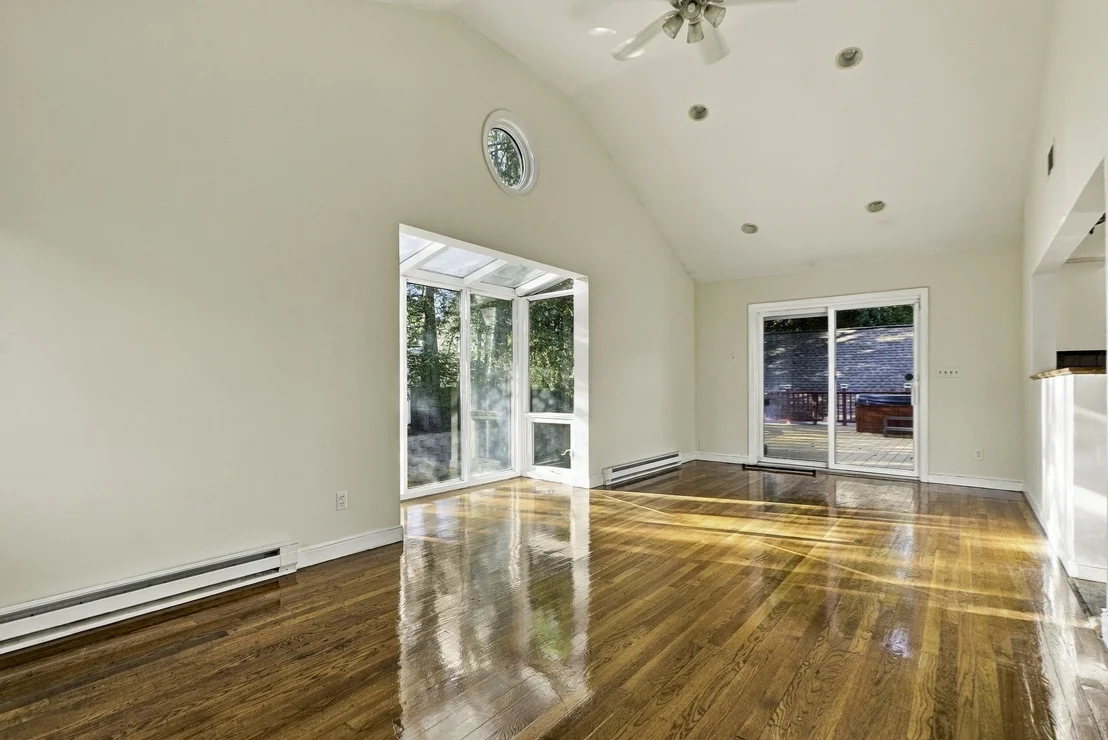 Photo of 10 Munson Street