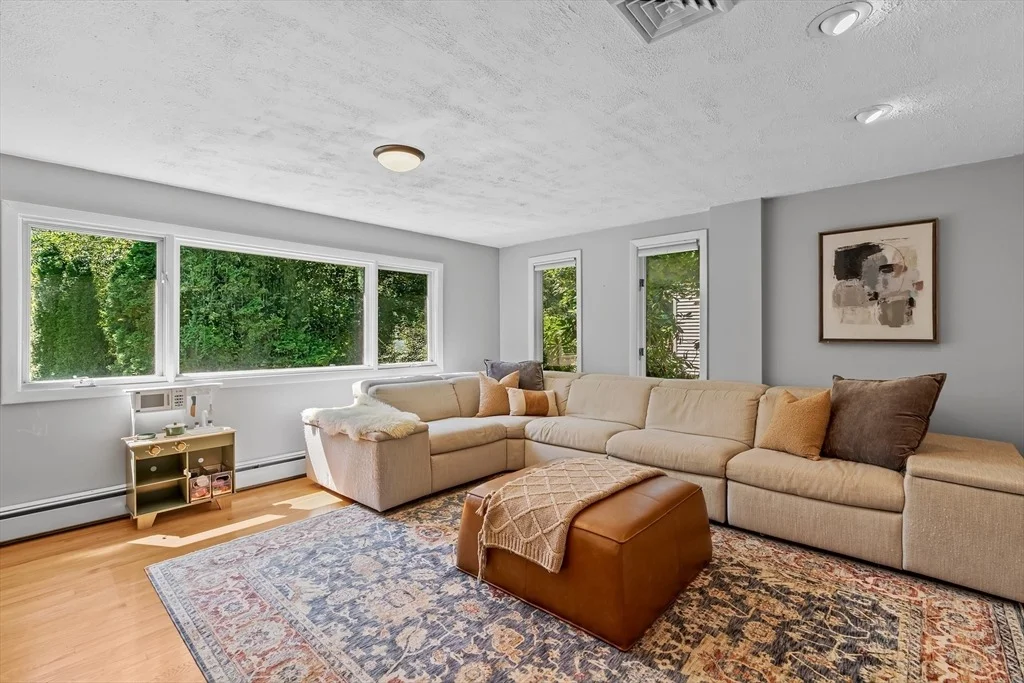 Photo of 14 Sunset Drive