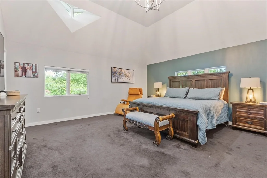 Photo of 60 Commonwealth Cir