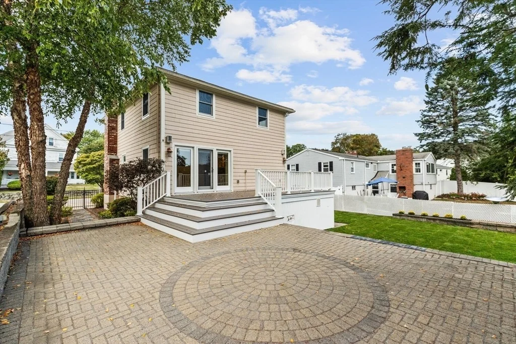 Photo of 144 Kingston Rd