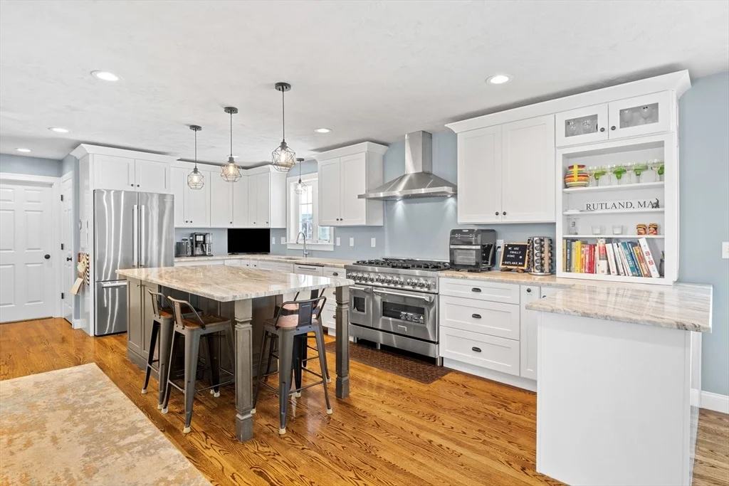 Photo of 6 Oakley Dr.