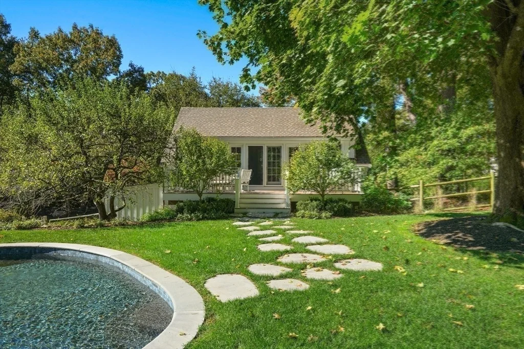 Photo of 55 Willow Street