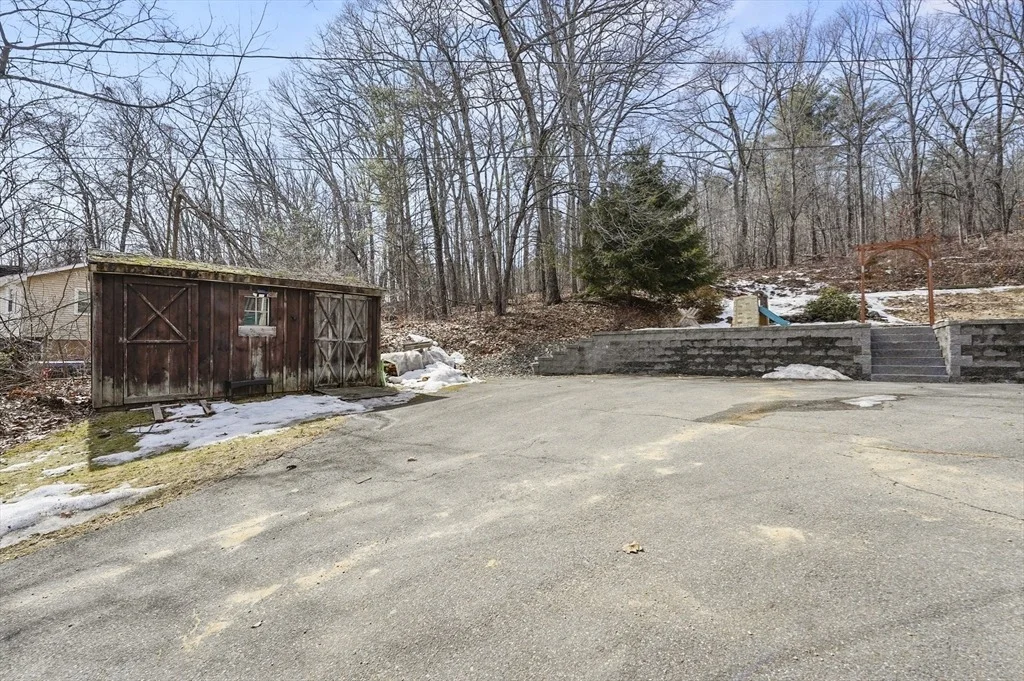 Photo of 609 Langen Road