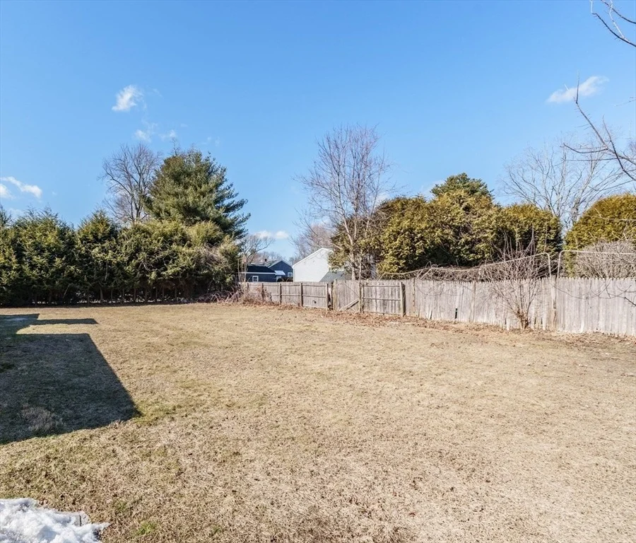 Photo of 35 Trinity Ter
