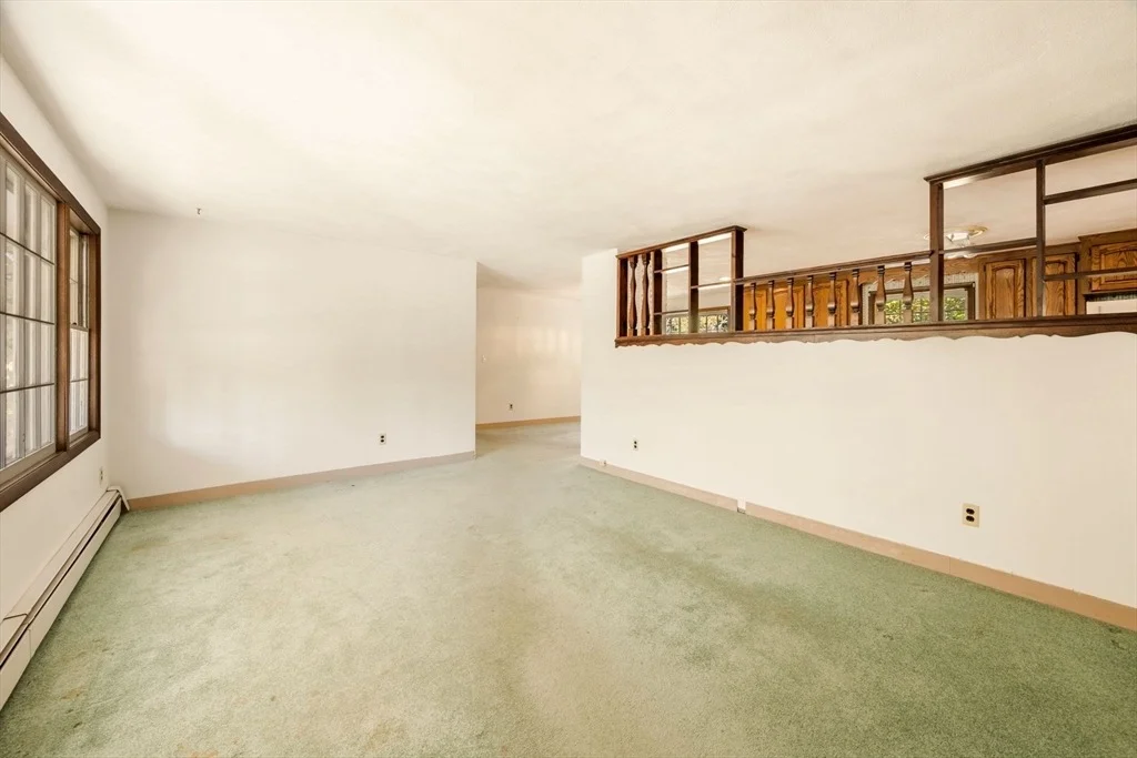 Photo of 8 Intervale Ave