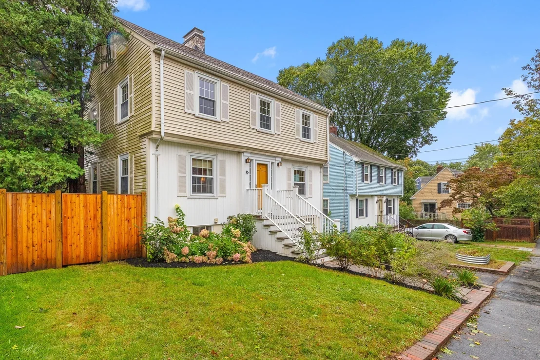 Photo of 15 Eustis Street