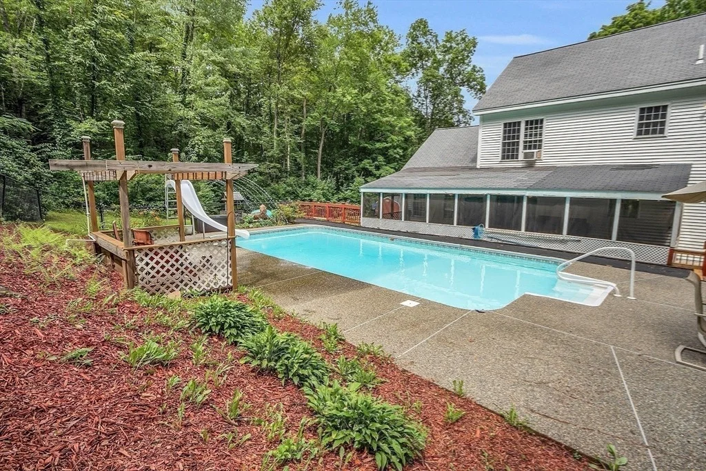Photo of 6 High Oaks Path