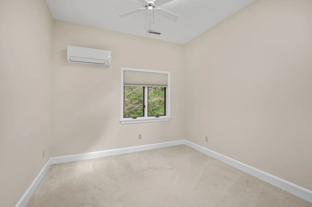 Photo of 81 Brackett Rd