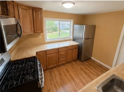 Photo of 51 Shore Dr