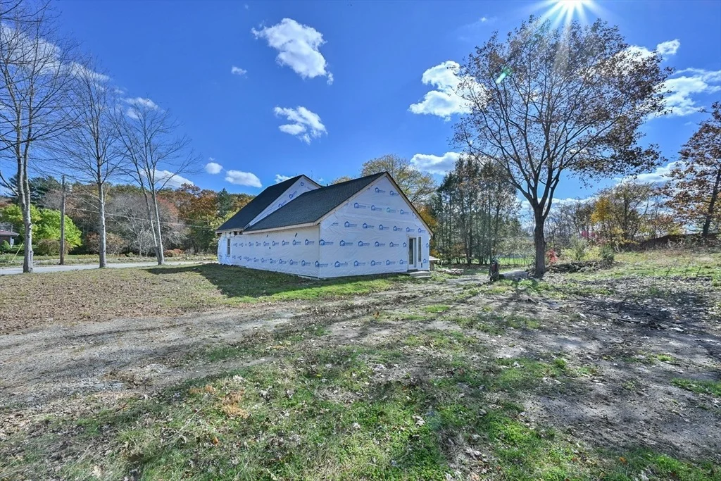 Photo of 18 Kingsbury Rd