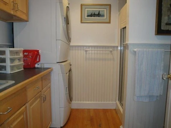 Photo of 35 Crown Grant Dr