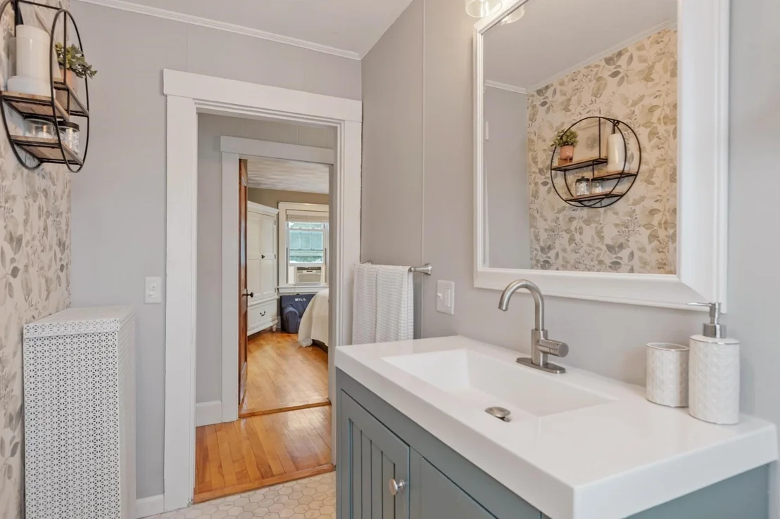 Photo of 48 Walnut St