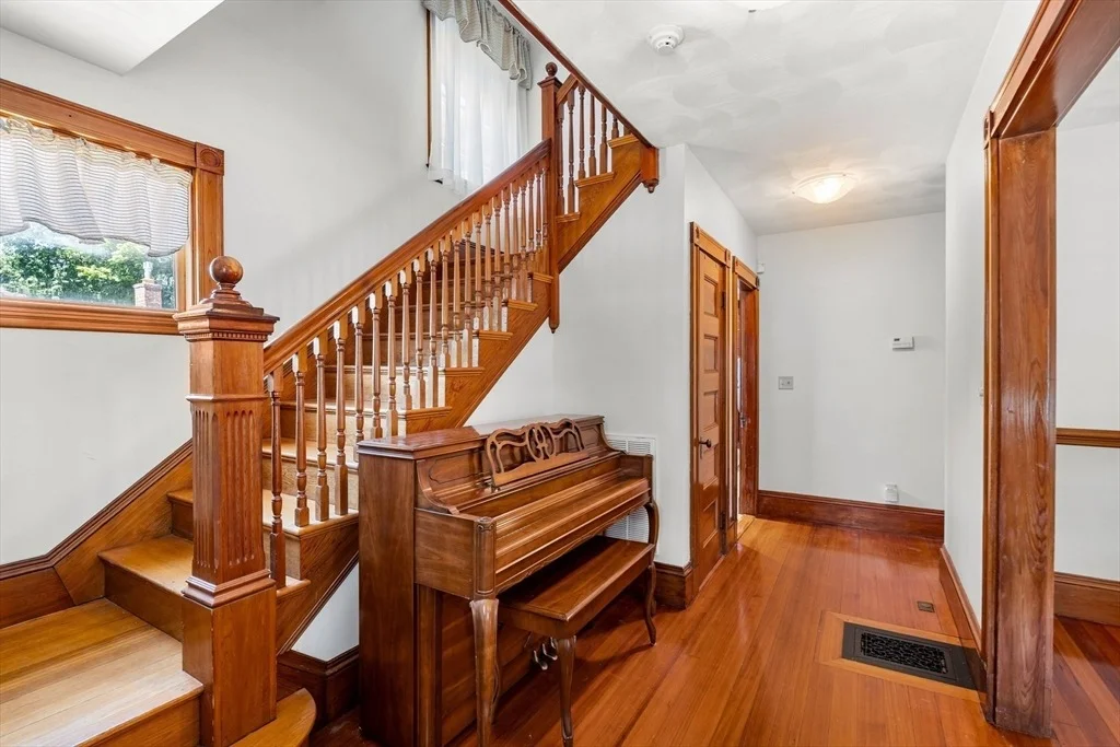 Photo of 567 Canton Ave