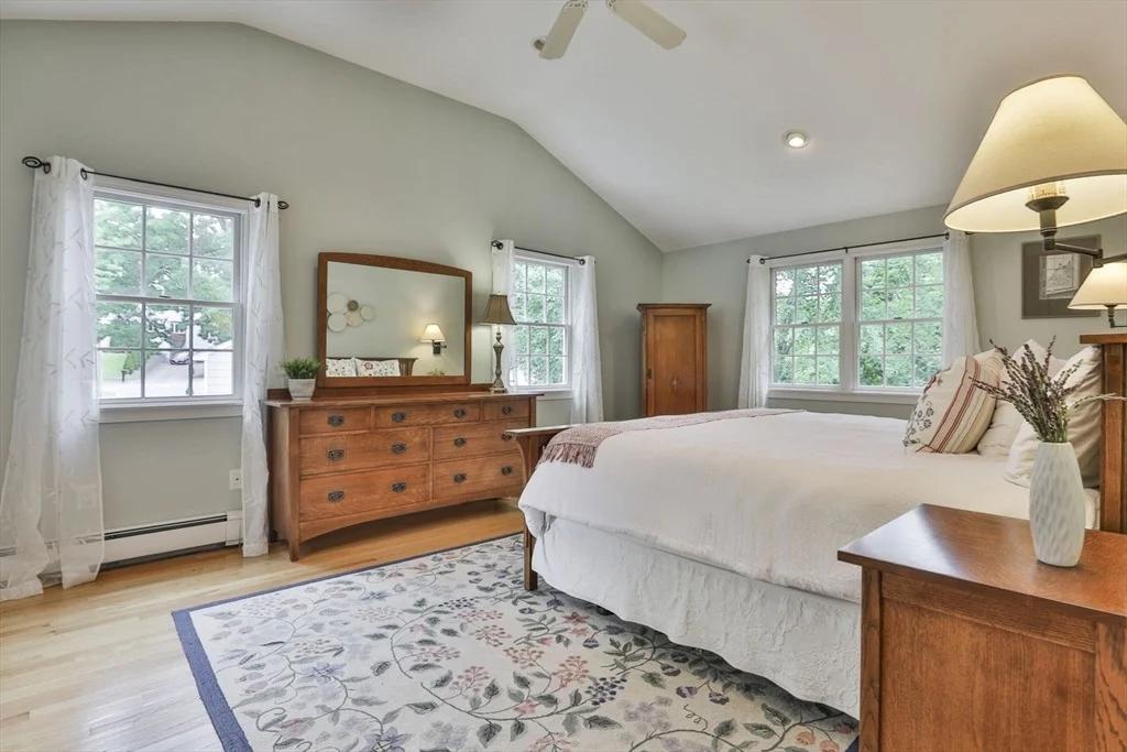 Photo of 33 Reynolds Rd