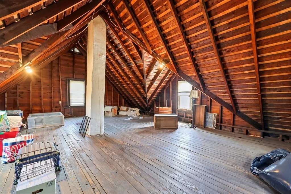Photo of 105 Pine St