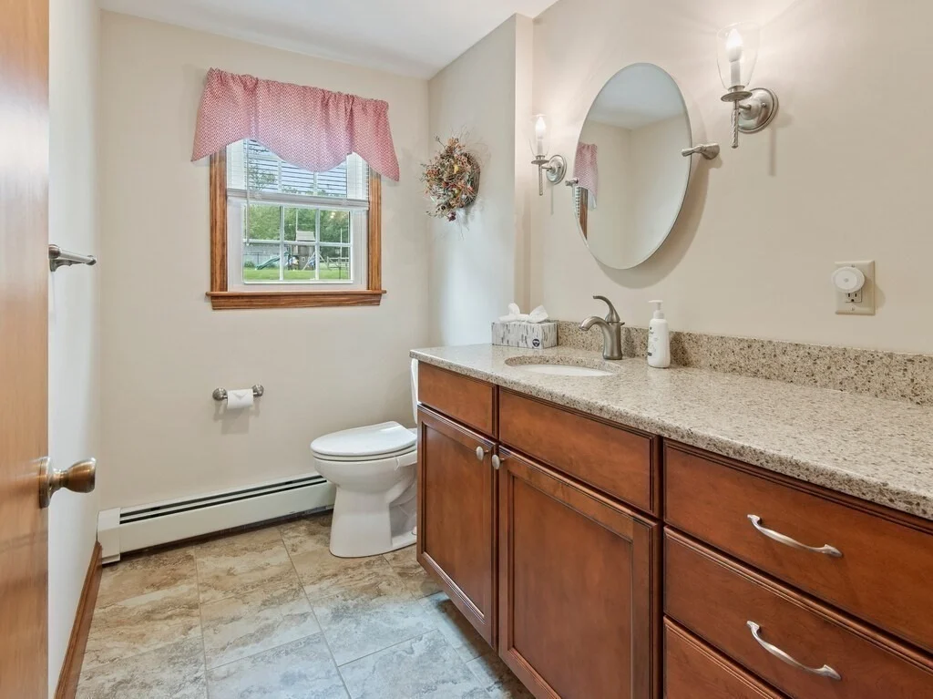 Photo of 32 Westview Dr