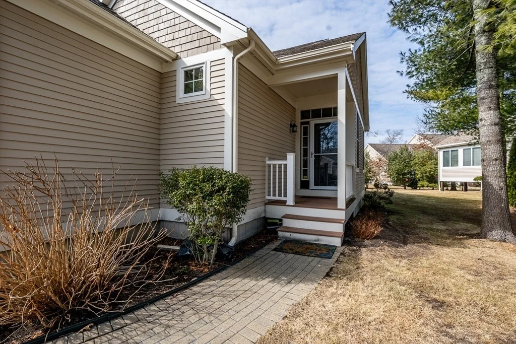 Photo of Unit 628 at 27 Grey Hawk Dr