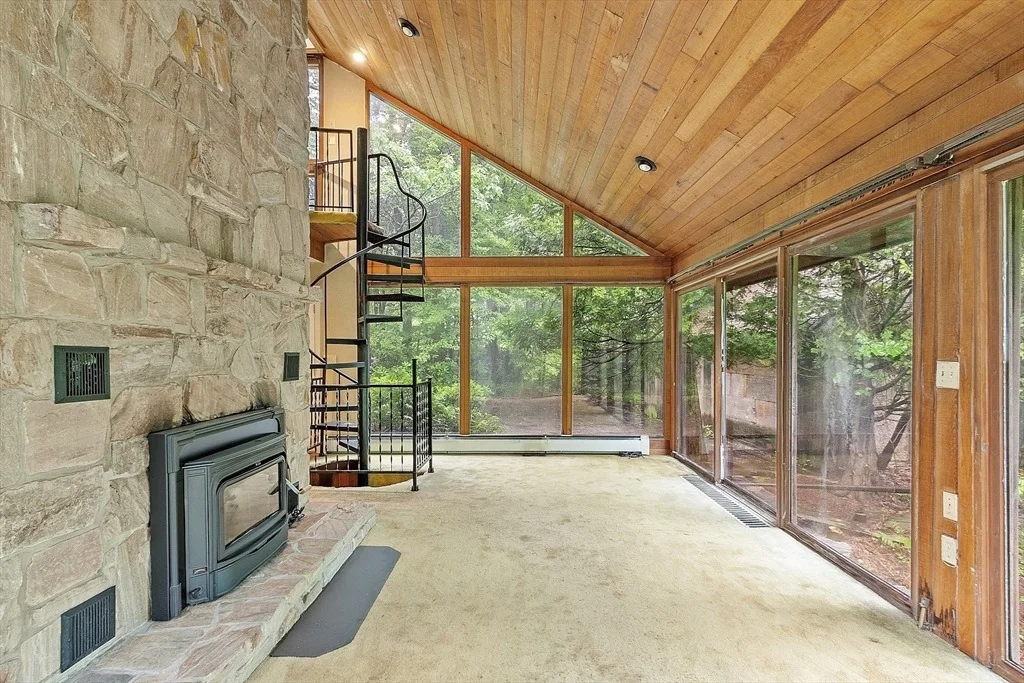 Photo of 12 Pine Hill Lane