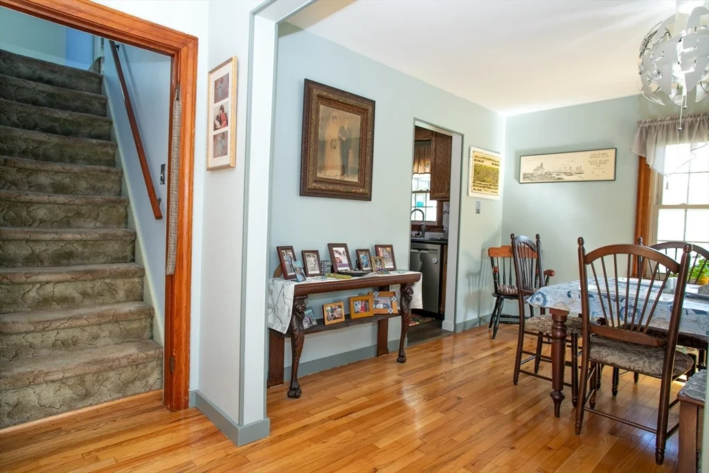 Photo of 20 Cottage Ln