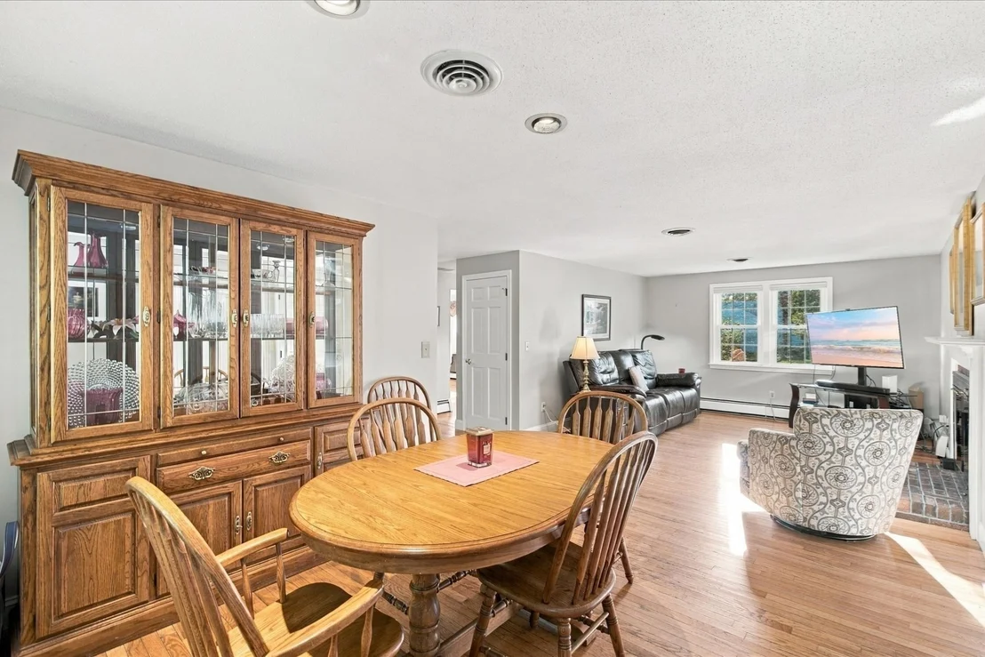 Photo of 402 Prince Hinckley Rd
