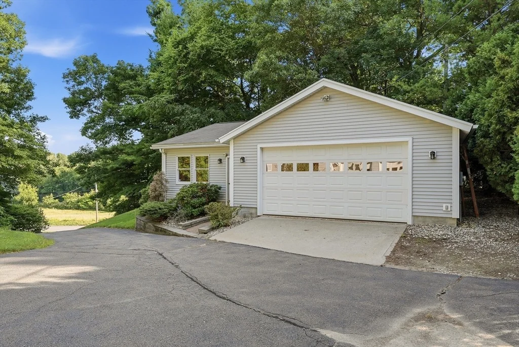 Photo of 291 Pochassic Road