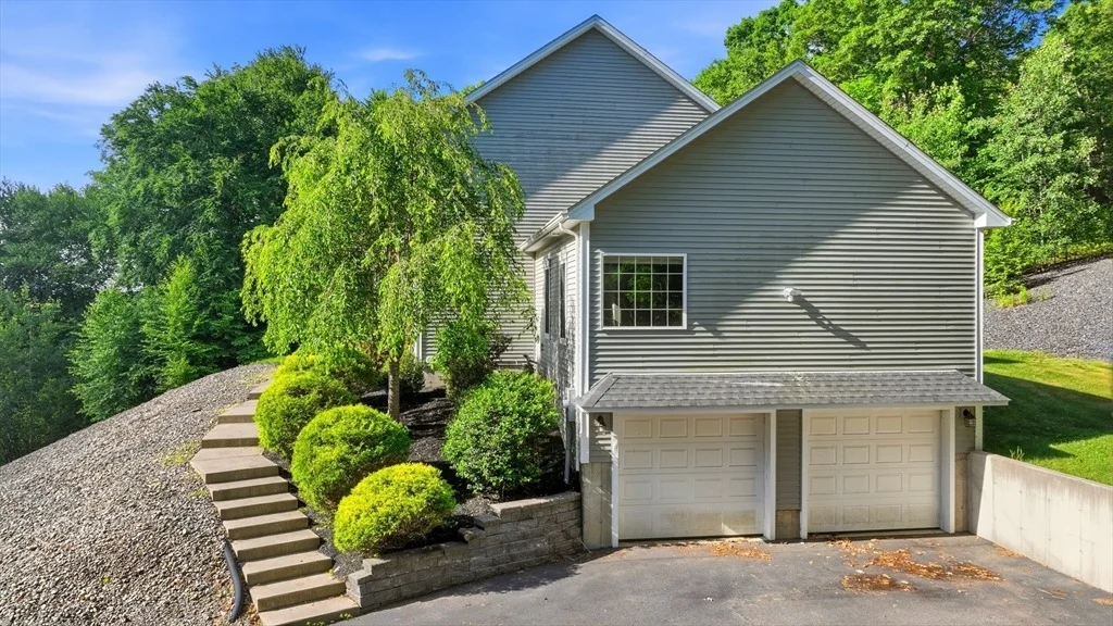 Photo of 34 Bissonnette Cir