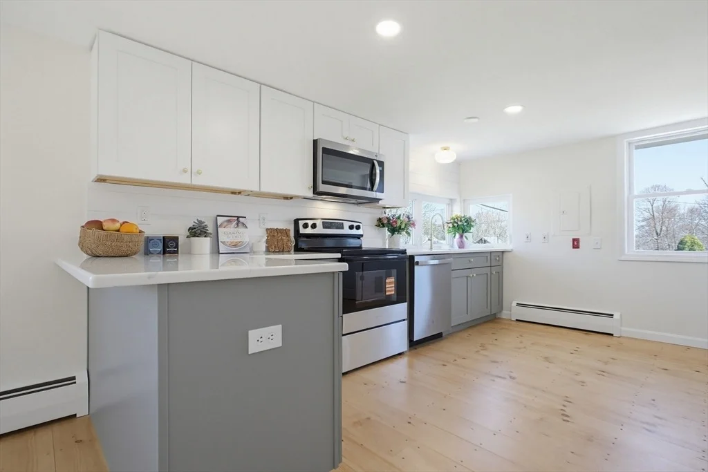 Photo of 142 Whiting St