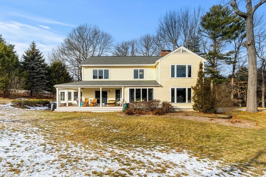 Photo of 47 William Fairfield Dr