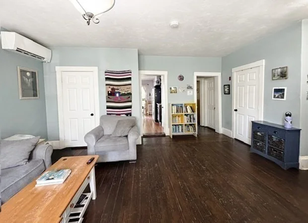 Photo of 8 May Street