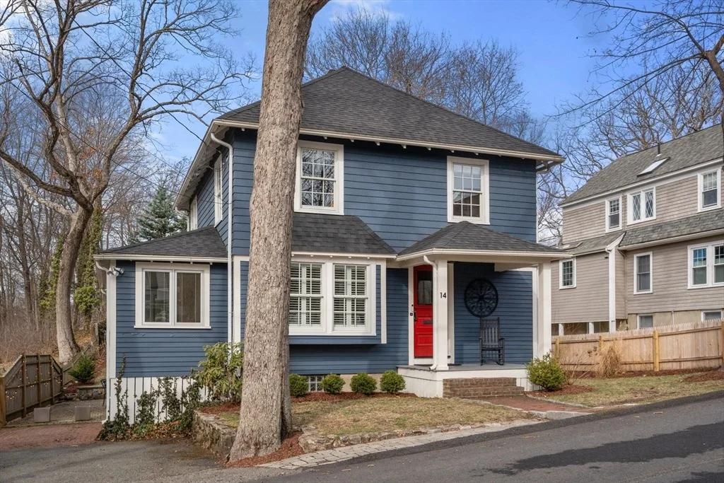 Photo of 14 Curve Street